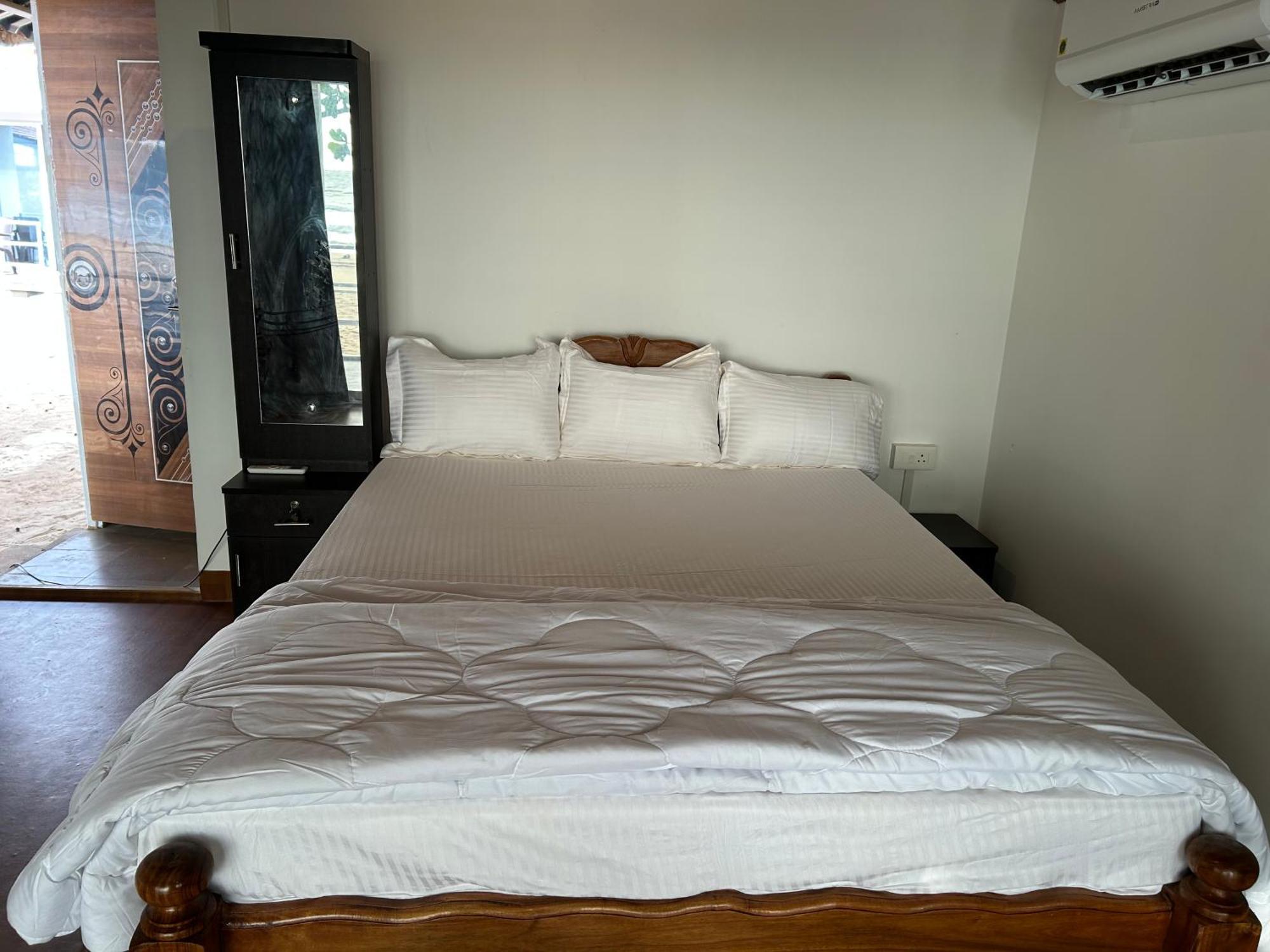 אגונדה Omkar Beach Bungalow מראה חיצוני תמונה